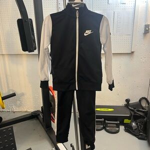 Kids nuke running suit